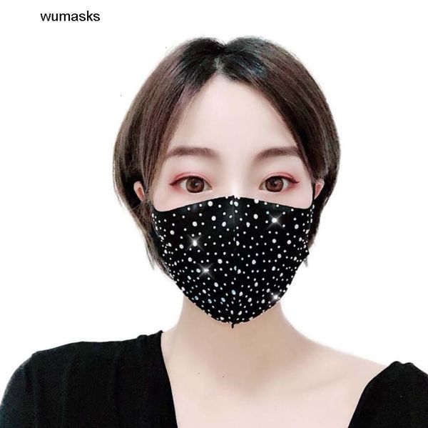 face protective sequins bling mouth pm2.5 rhinestones cover fashion dustproof washable reuse masks elastic earloop mask
face protective sequins bling mouth pm2.5 rhinestones cover fashion dustproof washable reuse masks elastic earloop mask