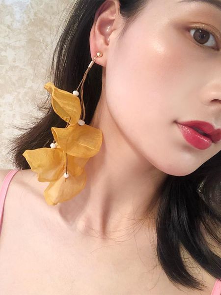 net cloth art flower petals earrings super fairy long exaggerated south korea 2020 new face thin earring temperament, Golden;silver
net cloth art flower petals earrings super fairy long exaggerated south korea 2020 new face thin earring temperament, Golden;silver