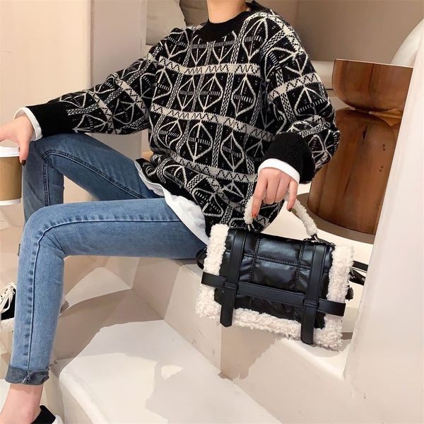 fashion lambswool quilted women handbags design brand shoulder bags luxury pu leather space padded crossbody messenger bag 2021
fashion lambswool quilted women handbags design brand shoulder bags luxury pu leather space padded crossbody messenger bag 2021