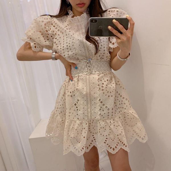 summer runway embroidery hollow out lace dress women short puff sleeve loose ball gown dress girls sweet mini dress with belt, Black;gray
summer runway embroidery hollow out lace dress women short puff sleeve loose ball gown dress girls sweet mini dress with belt, Black;gray