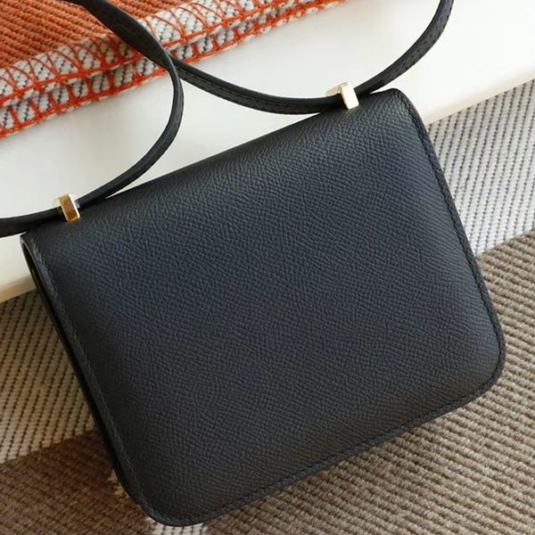 handbag flap bag gold brown 24&18cm real leather women luxurys designers bags 2020 crossbody bag womens bags designers purses
handbag flap bag gold brown 24&18cm real leather women luxurys designers bags 2020 crossbody bag womens bags designers purses