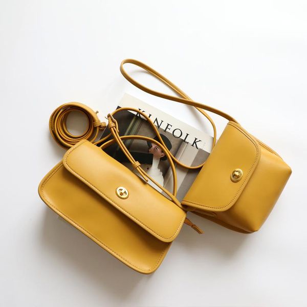 backpacks stunning2021 summer shoulder messenger cowhide small square lock buckle flip bag
backpacks stunning2021 summer shoulder messenger cowhide small square lock buckle flip bag