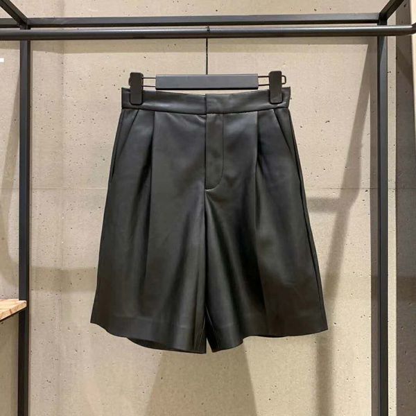 new beginning 2021 autumn black short leather street wear vintage woman pants is8n yc3l, Black;white
new beginning 2021 autumn black short leather street wear vintage woman pants is8n yc3l, Black;white