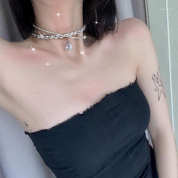 simple crystal choker necklace delicate water drop pendientes necklace korean fashion jewelry1, Golden;silver
simple crystal choker necklace delicate water drop pendientes necklace korean fashion jewelry1, Golden;silver