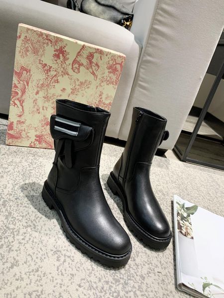2021 new selling luxury ladies casual boots calfskin comfortable and breathable fashion trend ladies outdoor casual boots, Black
2021 new selling luxury ladies casual boots calfskin comfortable and breathable fashion trend ladies outdoor casual boots, Black