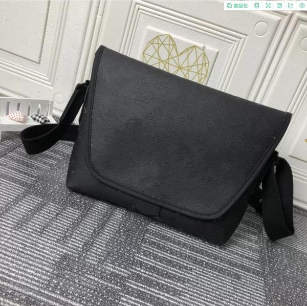 men designers shoulder bags famous messenger bag canvas leather briefcase crossbody lapbag m45557
men designers shoulder bags famous messenger bag canvas leather briefcase crossbody lapbag m45557