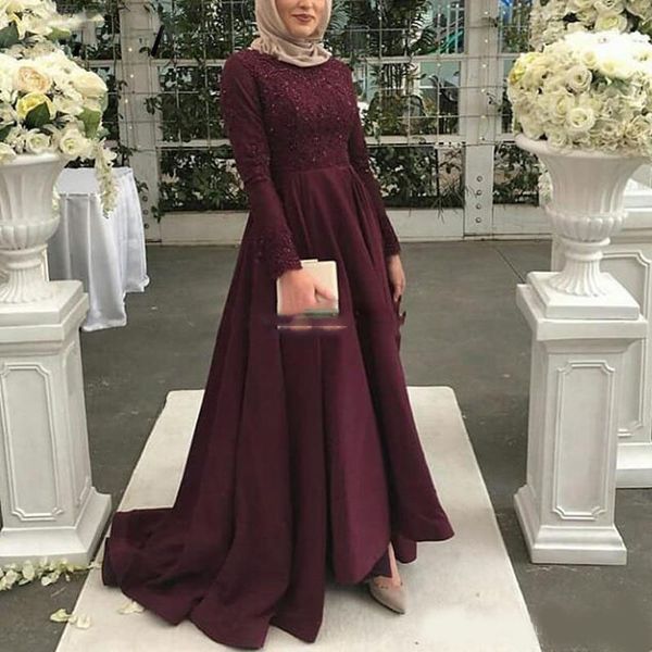 muslim evening dresses hijab long sleeves burgundy satin dress a line elegant formal prom party gown, Black;red
muslim evening dresses hijab long sleeves burgundy satin dress a line elegant formal prom party gown, Black;red