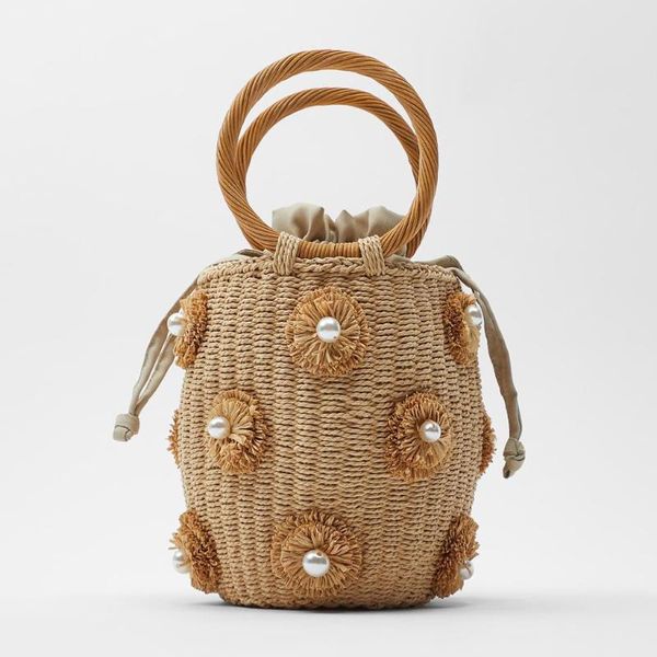 fashion flower pearls rattan buckets bag for women luxury design diamonds wicker woven handbags summer beach straw large totes
fashion flower pearls rattan buckets bag for women luxury design diamonds wicker woven handbags summer beach straw large totes