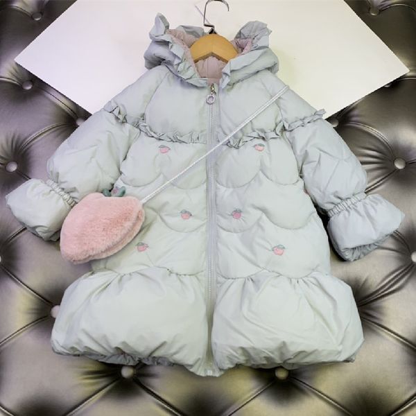 2020 design brand new classic luxury girls down cotton jacket big head hat lace christmas hat strawberry bag ing, Camo
2020 design brand new classic luxury girls down cotton jacket big head hat lace christmas hat strawberry bag ing, Camo
