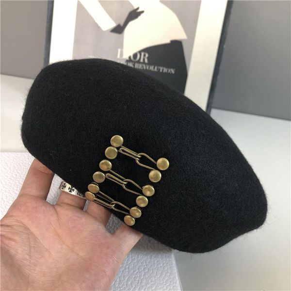 beanie/skull caps 2021original japanese metal copper button wool retroberet autumn winter beretbritish woolen women's painter hat beani, Blue;gray
beanie/skull caps 2021original japanese metal copper button wool retroberet autumn winter beretbritish woolen women's painter hat beani, Blue;gray