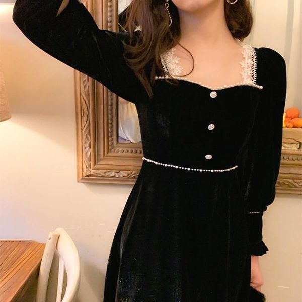 black retro dress women winter elegant lace patchwork hepburn midi dress female button slim french korean party women 2021, Black;gray
black retro dress women winter elegant lace patchwork hepburn midi dress female button slim french korean party women 2021, Black;gray