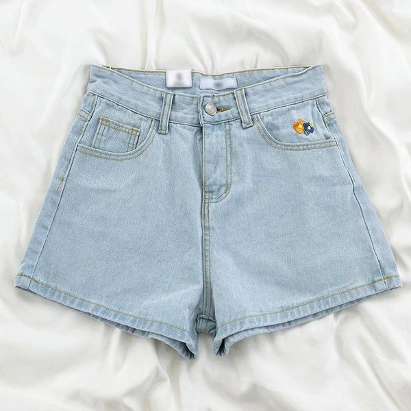 women's shorts 2021 summer women daisy embroidery denim washed blue ulzzang high waist, White;black
women's shorts 2021 summer women daisy embroidery denim washed blue ulzzang high waist, White;black