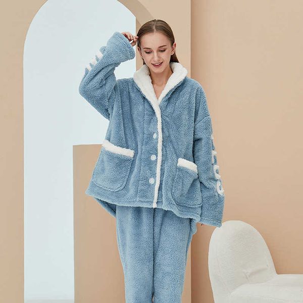 coral velvet pajamas female autumn winter flannel pajamas suit english couple home clothes, Black;red
coral velvet pajamas female autumn winter flannel pajamas suit english couple home clothes, Black;red