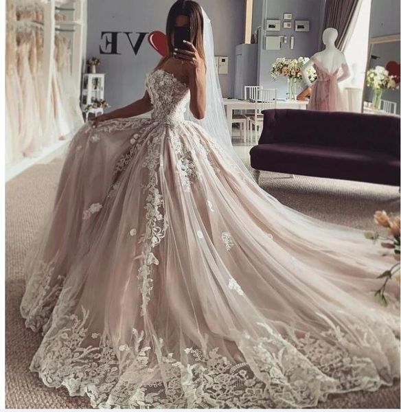 2021 vintage wedding dresses champagne blush sweetheart sleeveless tulle lace applique wedding bridal gowns lace up back vestido de noiva, White
2021 vintage wedding dresses champagne blush sweetheart sleeveless tulle lace applique wedding bridal gowns lace up back vestido de noiva, White