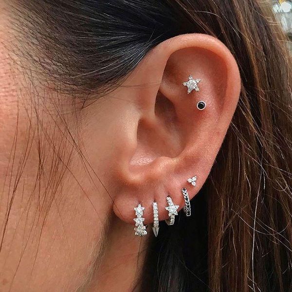 hoop & huggie 2021 fashion cubic zirconia jewelry flower shaped mini small earring, Golden;silver
hoop & huggie 2021 fashion cubic zirconia jewelry flower shaped mini small earring, Golden;silver