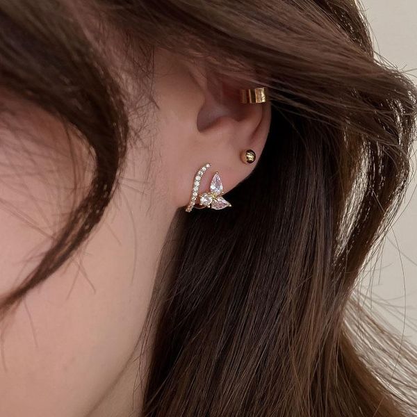 stud exquisite zircon flower earrings for women luxury personality gold earring korean ladies fashion ear jewelry, Golden;silver
stud exquisite zircon flower earrings for women luxury personality gold earring korean ladies fashion ear jewelry, Golden;silver