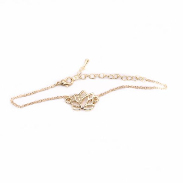 lotus bracelets trendy flat hollow out flower design 18cm chain length environmental protection zinc alloy material for women, Golden;silver
lotus bracelets trendy flat hollow out flower design 18cm chain length environmental protection zinc alloy material for women, Golden;silver