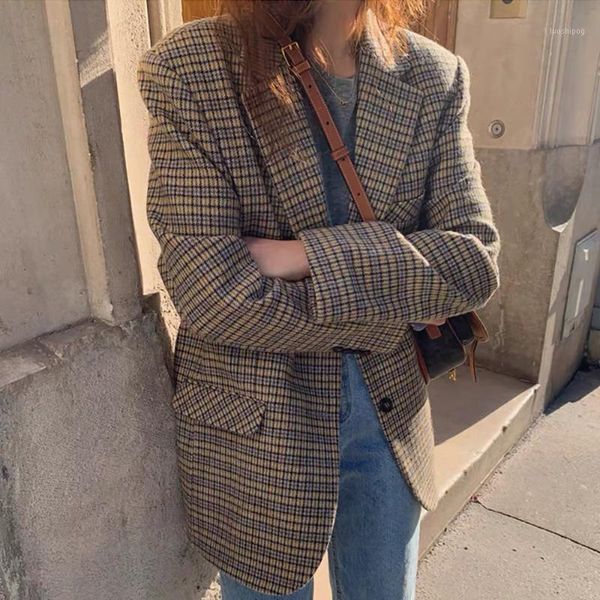 2020 women winter vintage houndstooth short wool blazer coat notched collar woolen suits jacket1, White;black
2020 women winter vintage houndstooth short wool blazer coat notched collar woolen suits jacket1, White;black