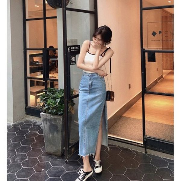 2021 new summer divide straight tube burr denim medium waist high thin with hip female skirt 1les, Black
2021 new summer divide straight tube burr denim medium waist high thin with hip female skirt 1les, Black