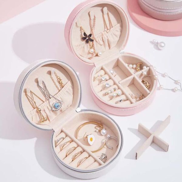 jewelry box earring holder display travel jewelry case portable storage organizer zipper women travel case, Pink;blue
jewelry box earring holder display travel jewelry case portable storage organizer zipper women travel case, Pink;blue