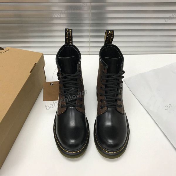 fashionable and selling ladies martin short boots, thick-soled boots, stylish and comfortable leather front water level, size 35-41, Black
fashionable and selling ladies martin short boots, thick-soled boots, stylish and comfortable leather front water level, size 35-41, Black