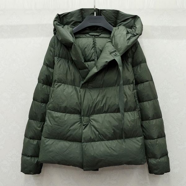 2020 new winter jacket women ultra light 90% white duck down jacket hooded warm long sleeve female short down parka army green c1204, Black
2020 new winter jacket women ultra light 90% white duck down jacket hooded warm long sleeve female short down parka army green c1204, Black