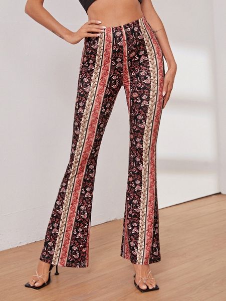 all over floral print flare leg pants c4nd#, Black;white
all over floral print flare leg pants c4nd#, Black;white