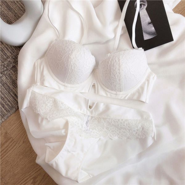 comfortable thicken cotton brassiere embroidery bras underwear set bcd cup plus size bra set women lingerie suits lace c1212, Black;white
comfortable thicken cotton brassiere embroidery bras underwear set bcd cup plus size bra set women lingerie suits lace c1212, Black;white