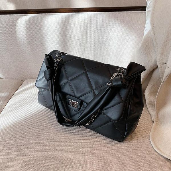embroidery thread leather large crossbody bags for women 2021 trend hand bag women's trending shoulder handbags 2 sizes
embroidery thread leather large crossbody bags for women 2021 trend hand bag women's trending shoulder handbags 2 sizes