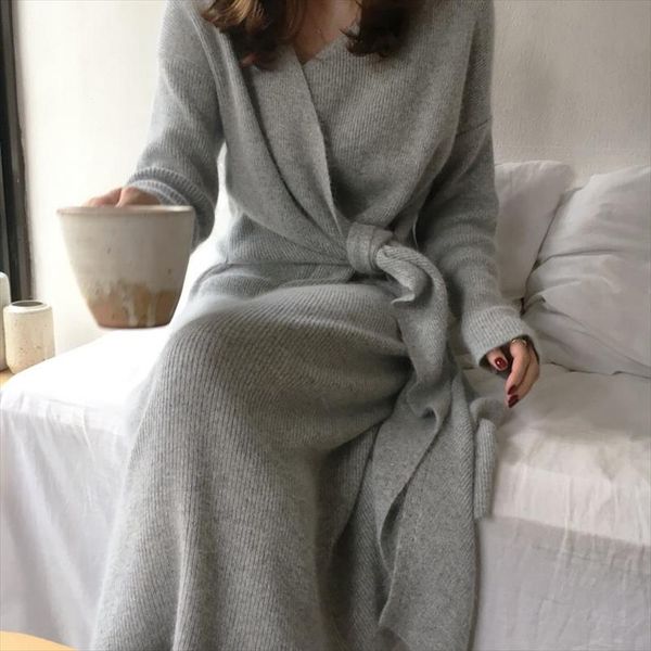 2021 winter women jumper autumn loose tunic knit belted cashmere sweater v neck criss cross knitted long section dresses, Black;gray
2021 winter women jumper autumn loose tunic knit belted cashmere sweater v neck criss cross knitted long section dresses, Black;gray