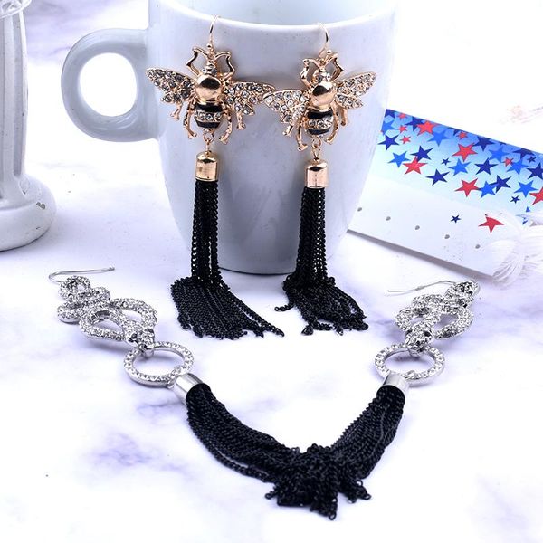 New Snake Gold Bee Black Tassel Insect Earrings Luxury Animal Drop Earrings Fashion Statement Designer Jewelry for Women, Silver
New Snake Gold Bee Black Tassel Insect Earrings Luxury Animal Drop Earrings Fashion Statement Designer Jewelry for Women, Silver