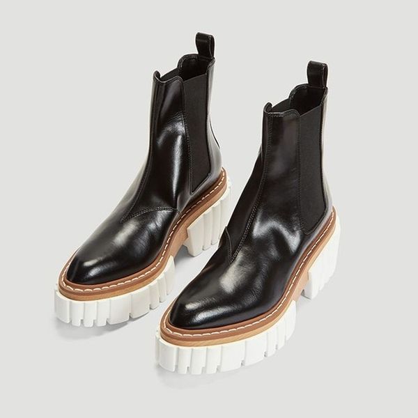 brand autumn winter women ankle boots genuine leather square heel pointed toe black casual shoes
brand autumn winter women ankle boots genuine leather square heel pointed toe black casual shoes