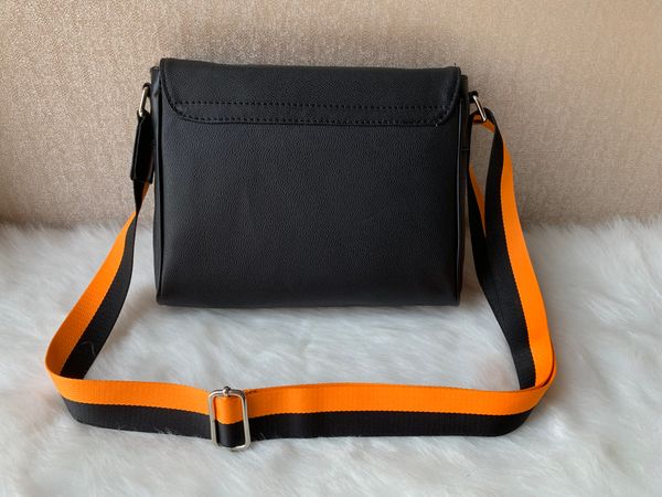 with new bag fashion messenger bags men cross body classic 2019 bookbag dust 41213 school should bag idxat, Red;black
with new bag fashion messenger bags men cross body classic 2019 bookbag dust 41213 school should bag idxat, Red;black