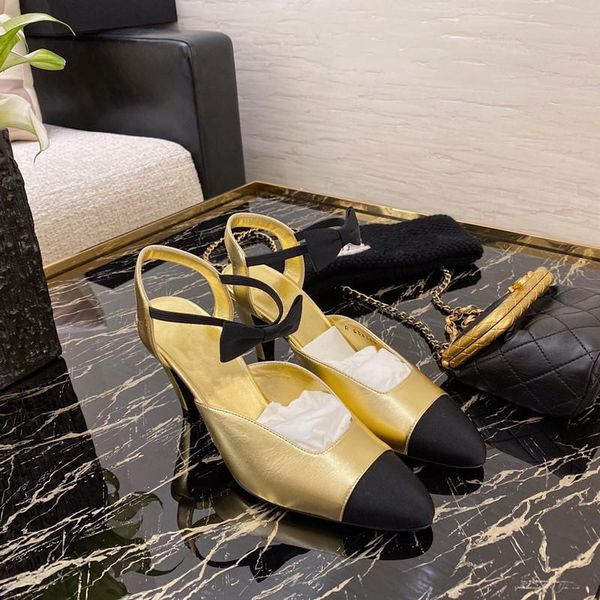 spring and autumn women's high-heeled shoes bow tie decoration pointed high-heeled shoes color matching black fashion
spring and autumn women's high-heeled shoes bow tie decoration pointed high-heeled shoes color matching black fashion