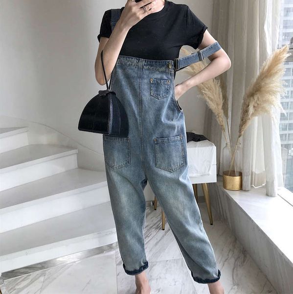 1net red denim belt pants women's spring and summer 2020 new loose korean cat claw student monster cute capris, Blue
1net red denim belt pants women's spring and summer 2020 new loose korean cat claw student monster cute capris, Blue
