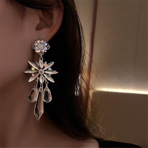 fyuan clear snowflake crystal earrings for women bijoux oversize water drop dangle earrings statement jewelry, Silver
fyuan clear snowflake crystal earrings for women bijoux oversize water drop dangle earrings statement jewelry, Silver