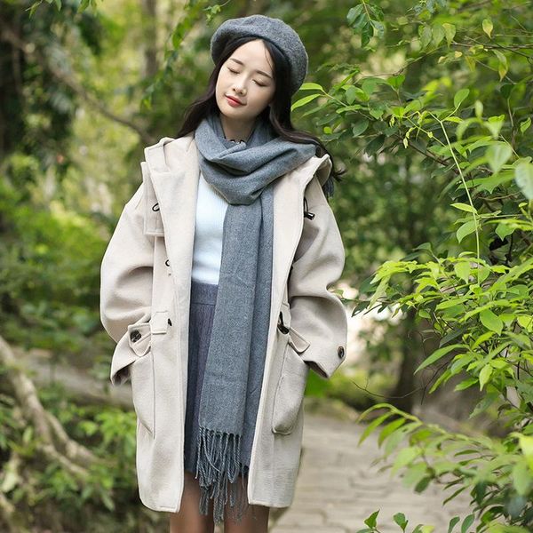 casual fashion long women wool coat loose long winter jacket solid horn buckle cashmere coat nice, Black
casual fashion long women wool coat loose long winter jacket solid horn buckle cashmere coat nice, Black