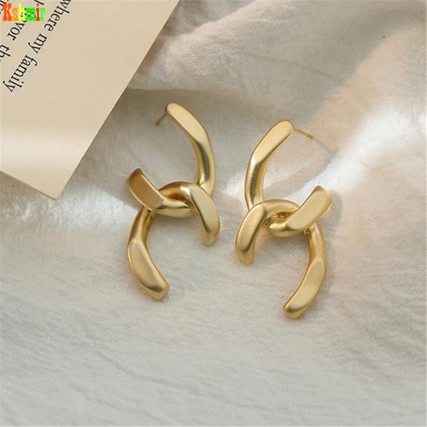 kshmir earrings matte gold earrings female temperament retro metal studs 2020 new south korea women punk geometric, Golden;silver
kshmir earrings matte gold earrings female temperament retro metal studs 2020 new south korea women punk geometric, Golden;silver