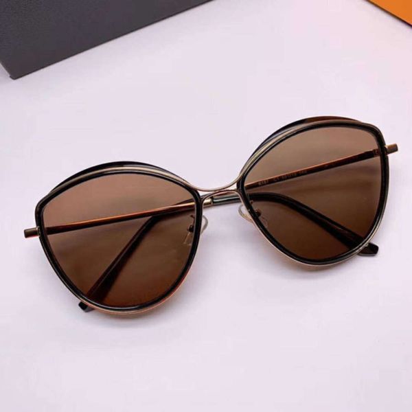 simple black irregular versatile cat type natural sunglass women's stone, White;black
simple black irregular versatile cat type natural sunglass women's stone, White;black