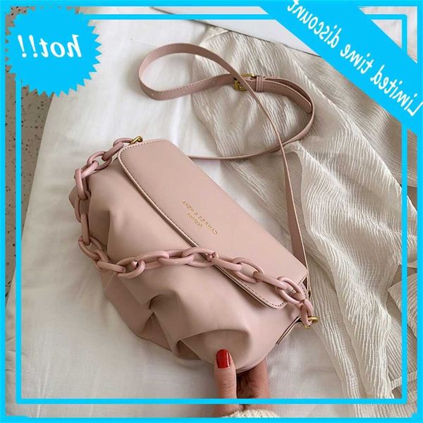 2021 new summer brand cloud shoulder acryl chain crossbody tas lent fashion messenger bag women handbag
2021 new summer brand cloud shoulder acryl chain crossbody tas lent fashion messenger bag women handbag