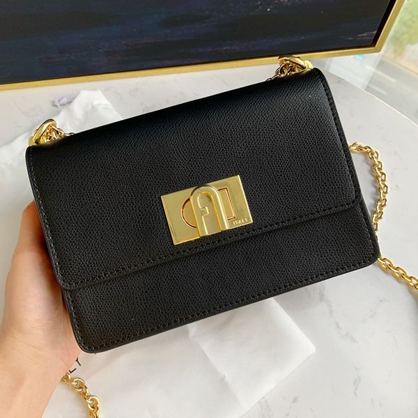 genuine leather luxury bags women's exclusive diagonal design lock 2020 new chain on aleta bag czot
genuine leather luxury bags women's exclusive diagonal design lock 2020 new chain on aleta bag czot