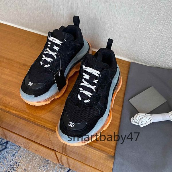 new sports shoes men and women casual shoes air cushion soles white and black sports outdoor dad shoes
new sports shoes men and women casual shoes air cushion soles white and black sports outdoor dad shoes