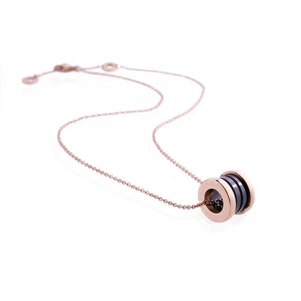 2020 fashion circle pendant rose gold silver color necklace for women vintage collar costume jewelry charm
2020 fashion circle pendant rose gold silver color necklace for women vintage collar costume jewelry charm