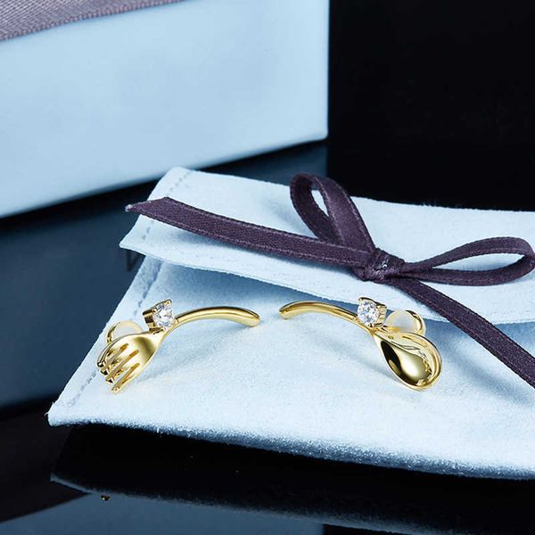 hef jewelry original mini tableware earrings women's simple minority design earrings 925 sterling silver
hef jewelry original mini tableware earrings women's simple minority design earrings 925 sterling silver