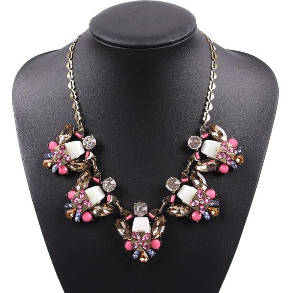 new latest summer women crystal statement pendant vintage gold chain necklace for ladies florate brand jewelry, Silver
new latest summer women crystal statement pendant vintage gold chain necklace for ladies florate brand jewelry, Silver