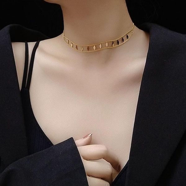 chokers rose gold plated stainless steel choker necklace woman multi-layer neck chains fashion jewelry,simple necklaces for women collar, Golden;silver
chokers rose gold plated stainless steel choker necklace woman multi-layer neck chains fashion jewelry,simple necklaces for women collar, Golden;silver