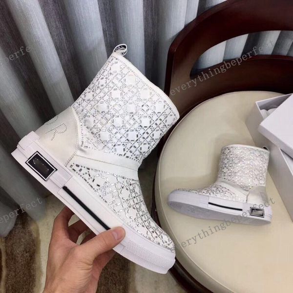 новые снежные сапоги женские классические короткие ботинки девушки моды дизайнеры плоские ботинки с мехом алмазные обувь мягкая кожа зимний, Black
новые снежные сапоги женские классические короткие ботинки девушки моды дизайнеры плоские ботинки с мехом алмазные обувь мягкая кожа зимний, Black