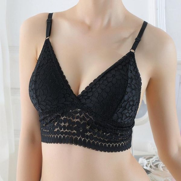 hollow out tanks wireless deep v-neck summer seamless underwear lace floral beauty back camisole1, Black;white
hollow out tanks wireless deep v-neck summer seamless underwear lace floral beauty back camisole1, Black;white