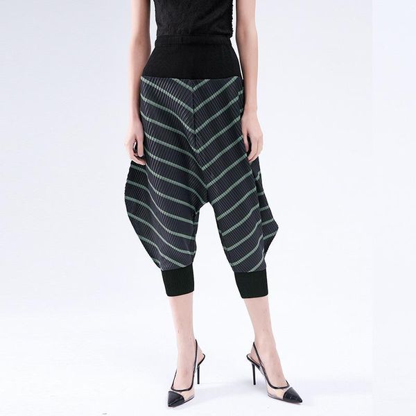 women's pants & capris plus size for women 45-75kg autumn 2021 stripes patchwork elastic high waist loose harem trousers mid-calf lengt, Black;white
women's pants & capris plus size for women 45-75kg autumn 2021 stripes patchwork elastic high waist loose harem trousers mid-calf lengt, Black;white