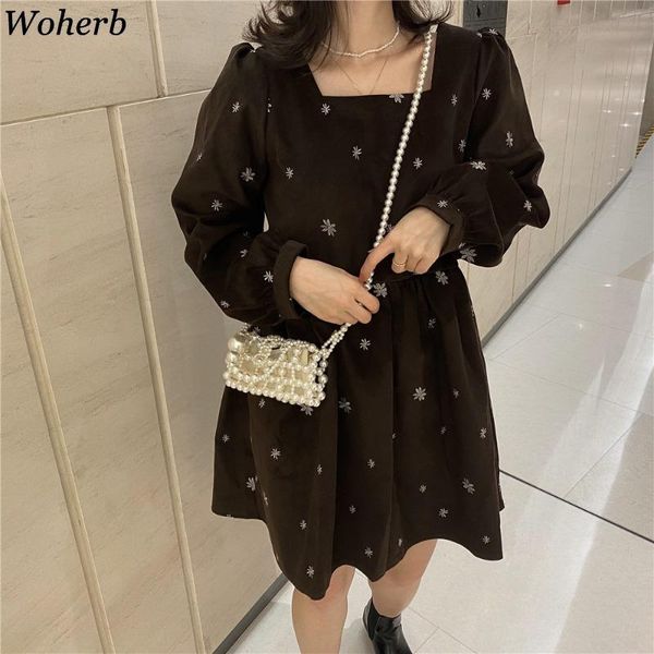 casual dresses woherb vintage korean midi for women square collar puff sleeve robe embroidery floeal vestidos slim fit dress female, Black;gray
casual dresses woherb vintage korean midi for women square collar puff sleeve robe embroidery floeal vestidos slim fit dress female, Black;gray